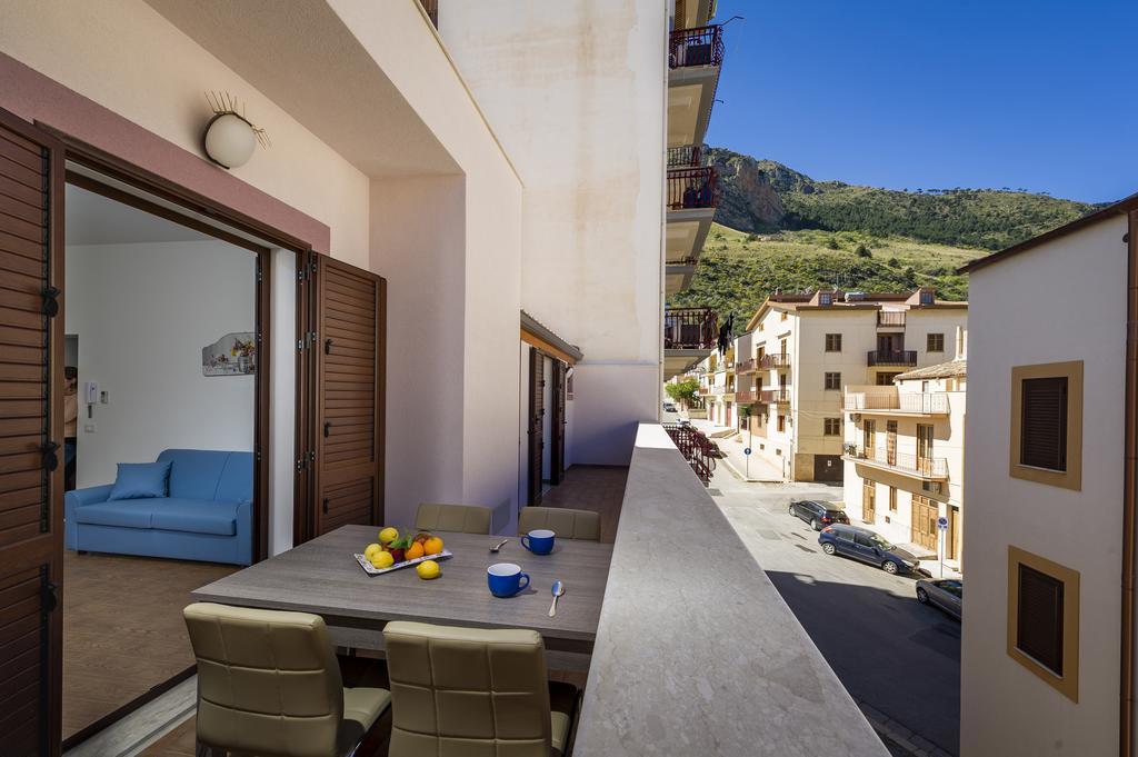 Il Glicine Appartamenti & Rooms Castellammare del Golfo Exterior foto